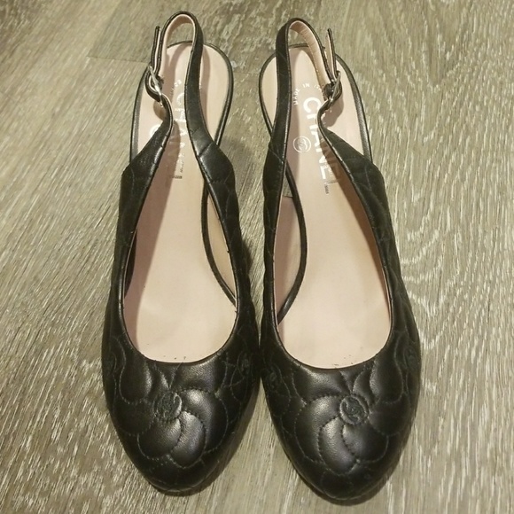 Chanel heels...worn once...run small - Picture 1 of 3